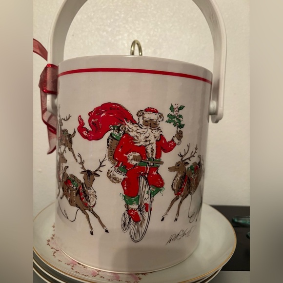 Vintage lord and Taylor Santa Claus Holiday ice bucket - Picture 1 of 5